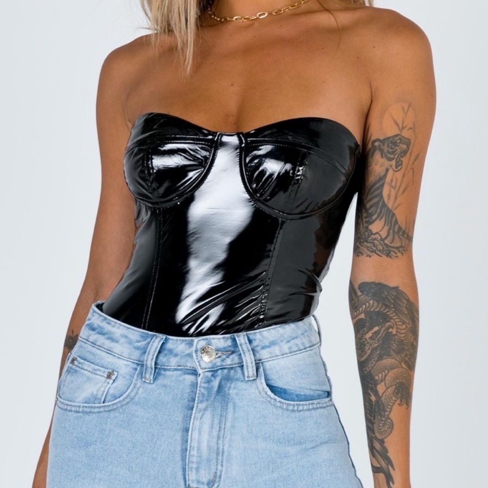 Princess Polly Faux Leather Bodysuit🖤🖤